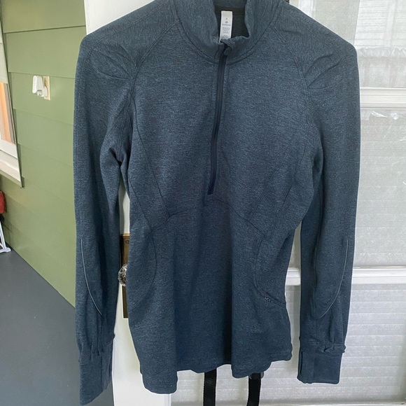Lululemon extra mile half zip